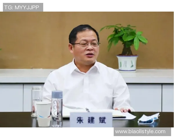 杭州羽毛球队节奏分析与战术探讨助力竞技水平提升 杭州羽毛球队节奏分析与战术探讨助力竞技水平提升